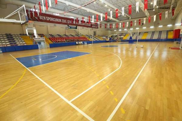 Bayrampaşa Semih Erden Spor Salonu