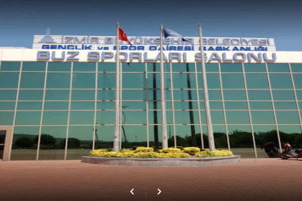 Bornova Aşık Veysel Buz Sporları Salonu