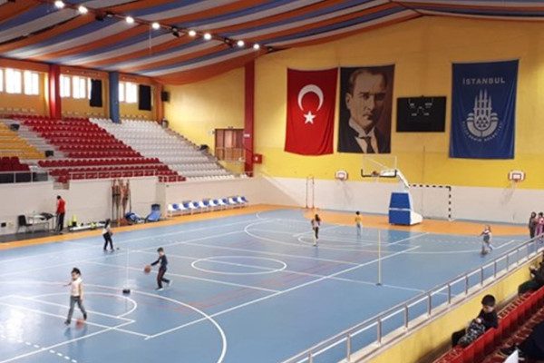 İBB Esenler Hakkı Başar Spor Tesisi