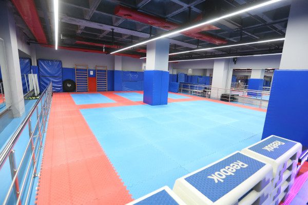 İBB Fatih Silivrikapı Buz Pisti ve Spor Tesisi