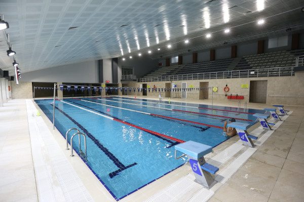 İBB Küçükçekmece Halkalı Yüzme Havuzu