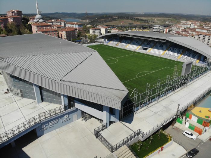 İBB Gaziosmanpaşa Halit Kıvanç Şehir Stadı