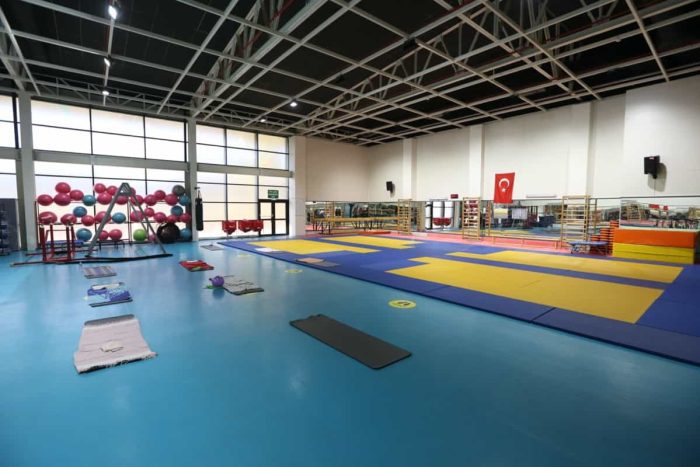 İBB İstanbul Üniversitesi Cerrahpaşa Avcılar Spor Kompleksi
